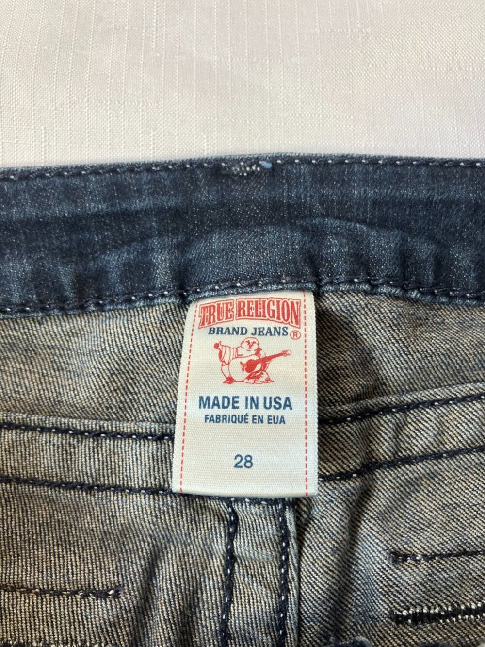 LIKE NEW True Religion Jeans, Bootcut, Size 28 - Picture 3 of 9